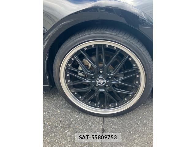 Lexus IS 2014-02 8871345-5