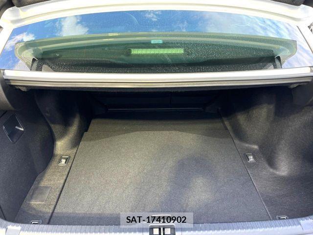 Lexus IS 2022-09 8871342-14