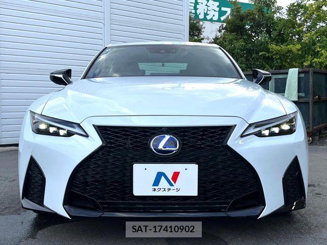 Lexus IS 2022-09 8871342-15