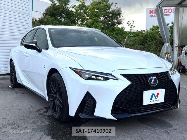 Lexus IS 2022-09 8871342-19