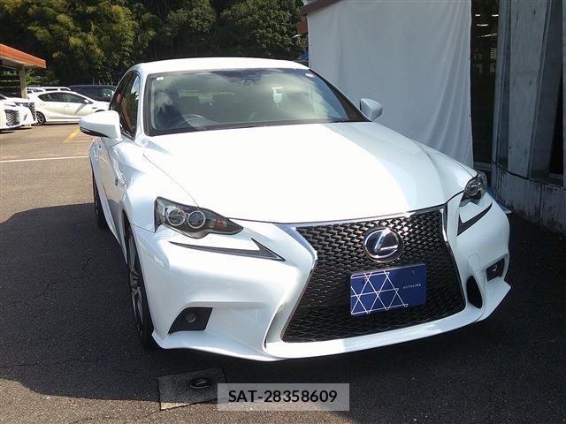 Lexus IS 2015-09 8880498-0