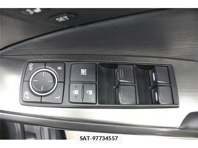 Lexus IS 2020-11 8880495-28