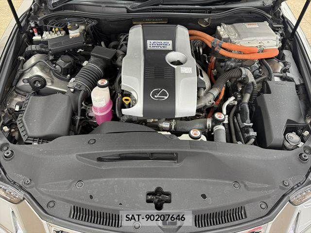 Lexus IS 2017-09 8880496-28