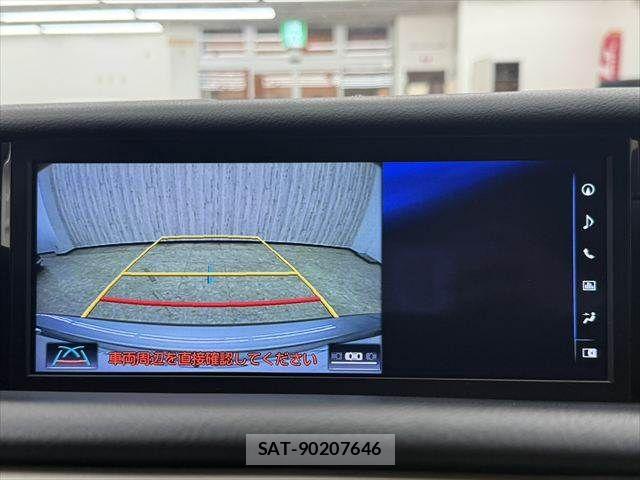 Lexus IS 2017-09 8880496-5
