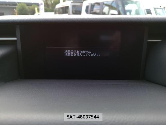 Lexus IS 2014-01 8883843-16