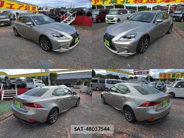 Lexus IS 2014-01 8883843-3