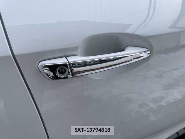 Lexus IS 2021-03 2668787-12