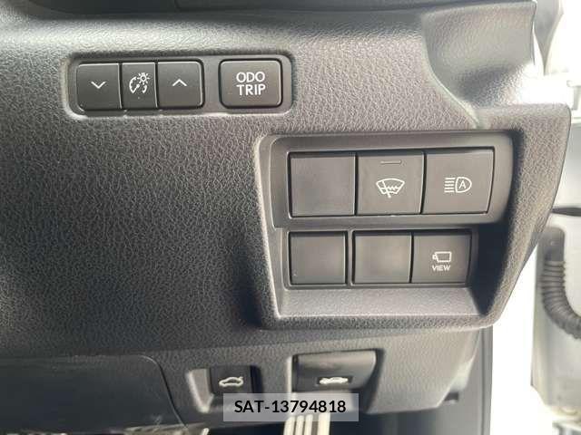 Lexus IS 2021-03 2668787-19