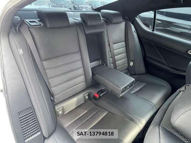 Lexus IS 2021-03 2668787-5