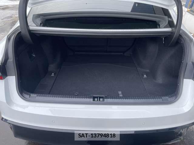 Lexus IS 2021-03 2668787-6
