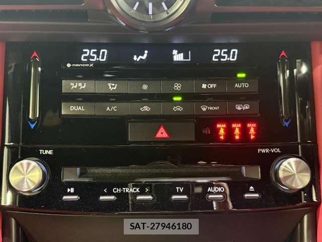 Lexus IS 2023-03 6499459-15