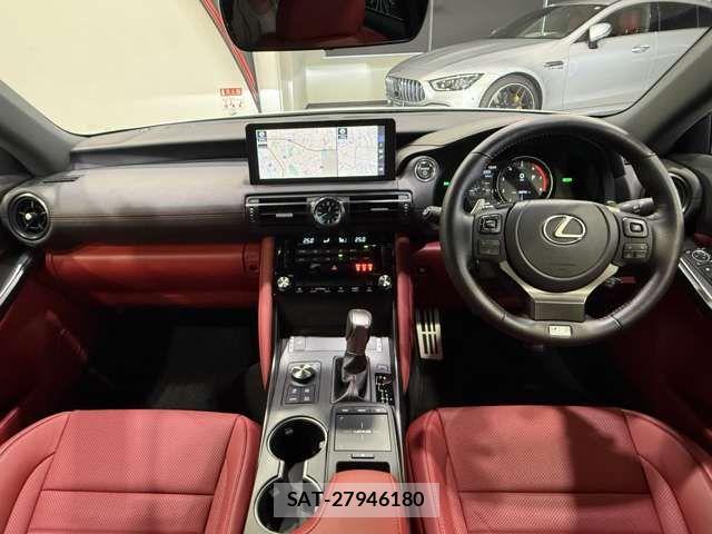 Lexus IS 2023-03 6499459-3