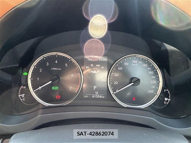 Lexus IS 2021-03 6612821-10