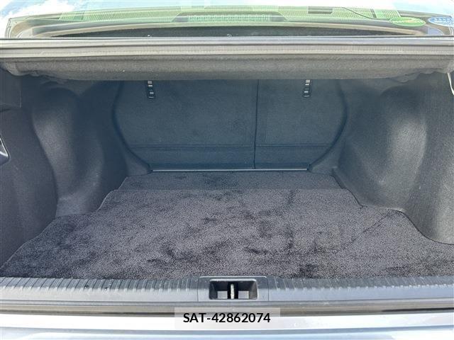 Lexus IS 2021-03 6612821-25