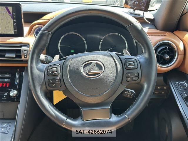 Lexus IS 2021-03 6612821-8