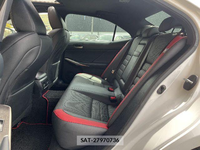 Lexus IS 2019-07 6676669-12