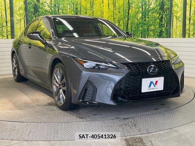 Lexus IS 2021-01 6716506-15