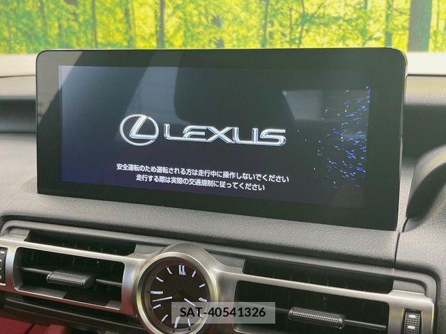 Lexus IS 2021-01 6716506-4