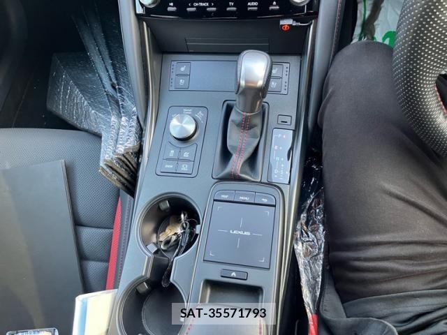 Lexus IS 2021-11 7251323-20