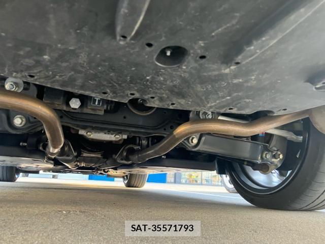 Lexus IS 2021-11 7251323-6