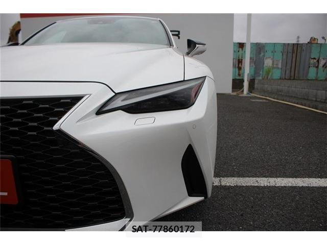 Lexus IS 2021-08 7328024-13