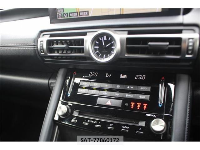 Lexus IS 2021-08 7328024-25