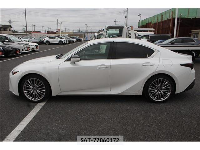 Lexus IS 2021-08 7328024-4