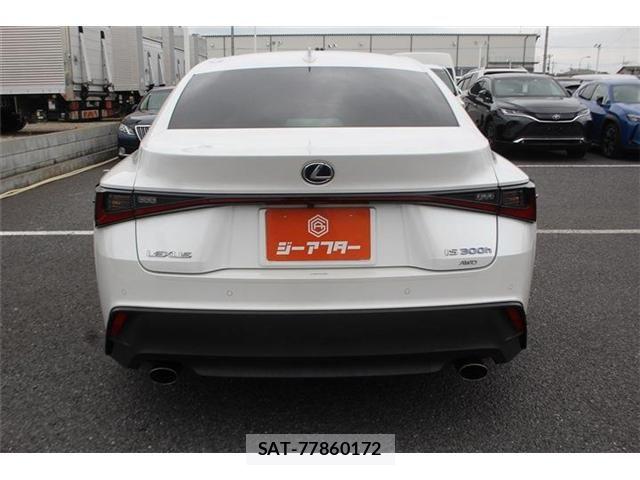 Lexus IS 2021-08 7328024-6
