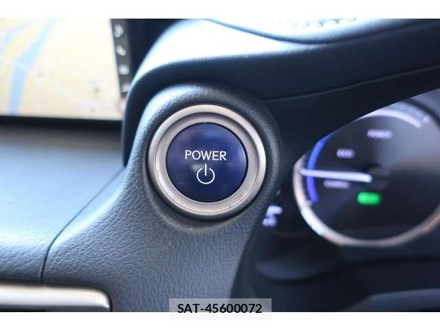 Lexus IS 2017-03 7617649-12