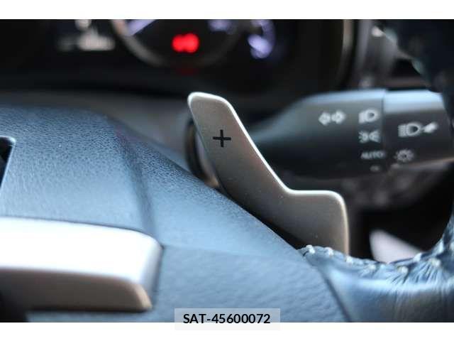 Lexus IS 2017-03 7617649-15