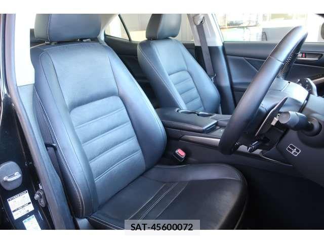 Lexus IS 2017-03 7617649-1