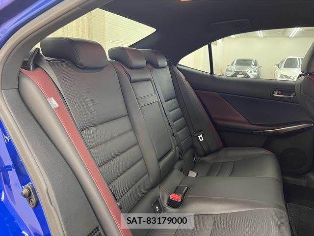 Lexus IS 2017-07 7786491-7