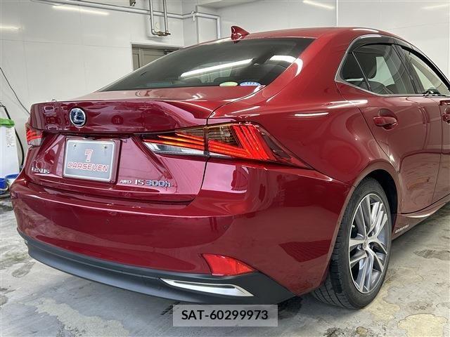 Lexus IS 2018-05 7979762-10