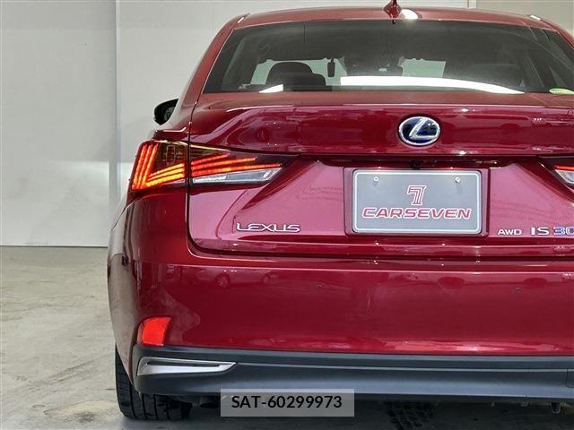 Lexus IS 2018-05 7979762-11