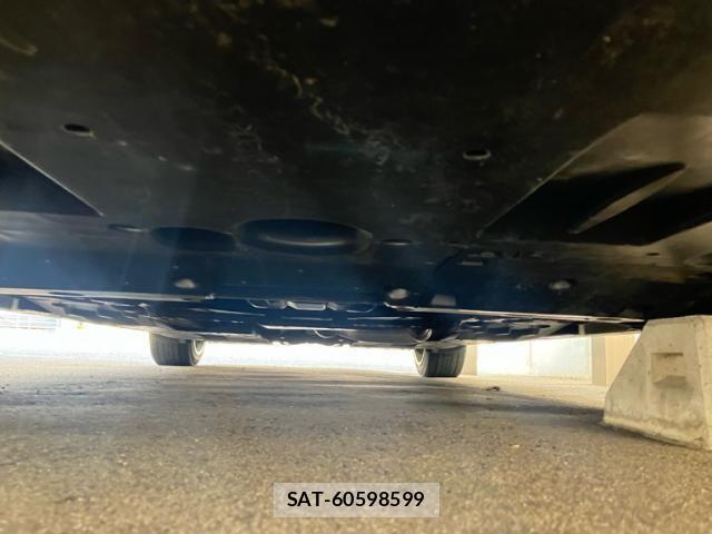 Lexus IS 2022-01 8036428-13
