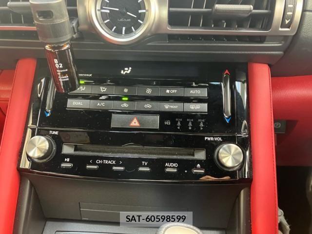 Lexus IS 2022-01 8036428-19