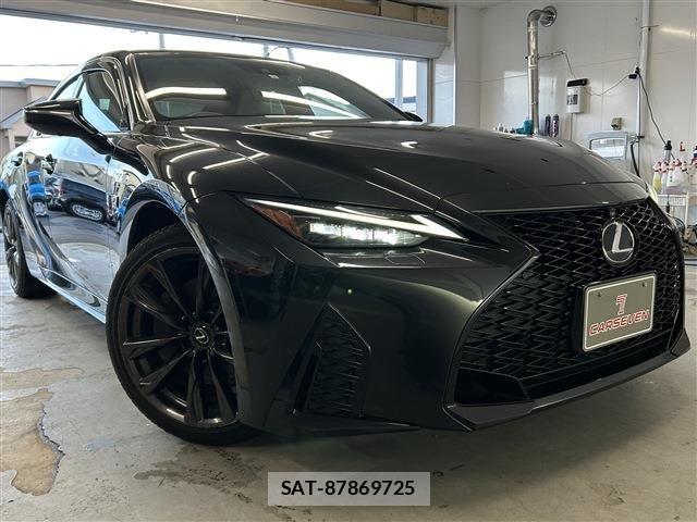 Lexus IS 2023-03 8036429-10