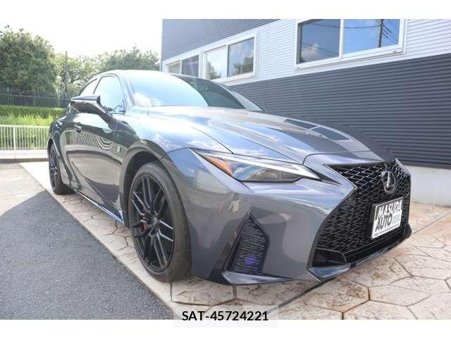 Lexus IS 2024-03 8562438-2
