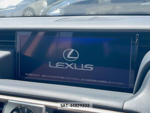 Lexus IS 2020-04 8685841-2