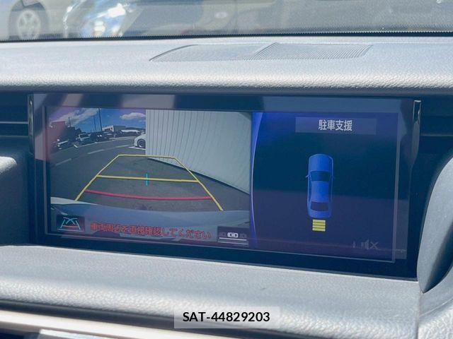 Lexus IS 2020-04 8685841-3
