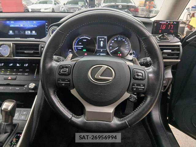 Lexus IS 2017-11 8796468-9