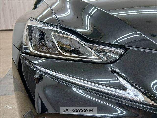 Lexus IS 2017-11 8796468-19