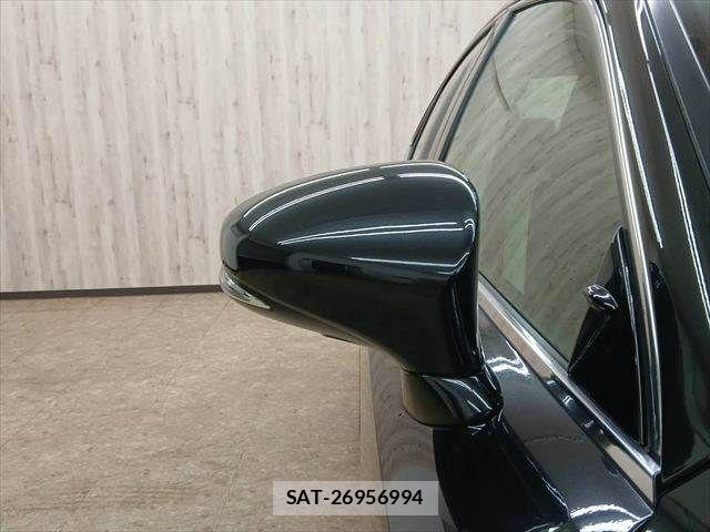 Lexus IS 2017-11 8796468-21