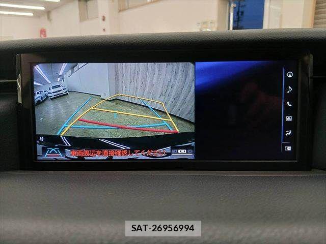 Lexus IS 2017-11 8796468-5