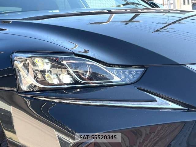 Lexus IS 2017-04 525250-7