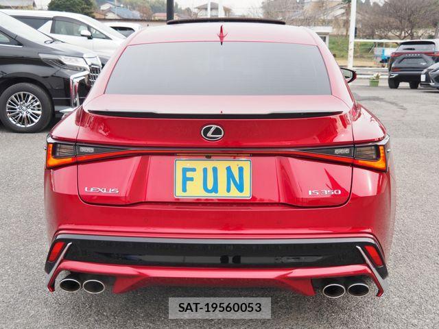 Lexus IS 2021-10 529523-6