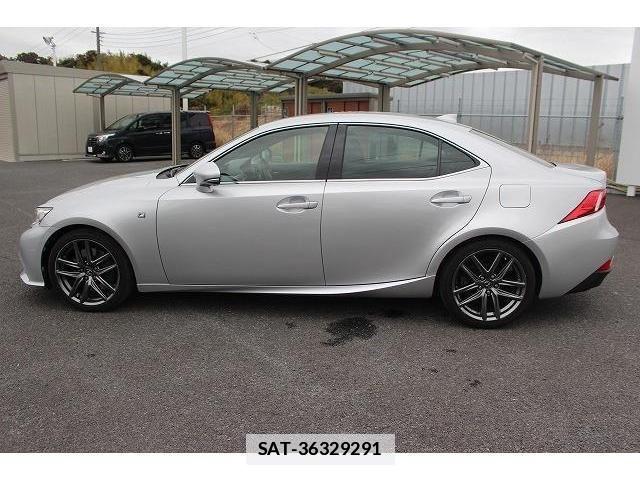 Lexus IS 2013-10 795569-10