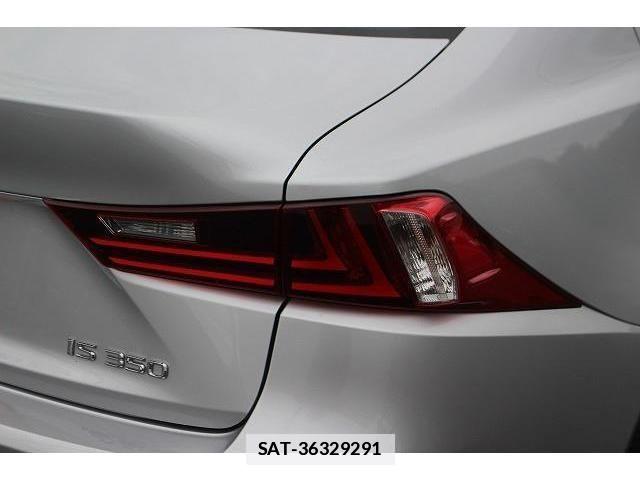 Lexus IS 2013-10 795569-12