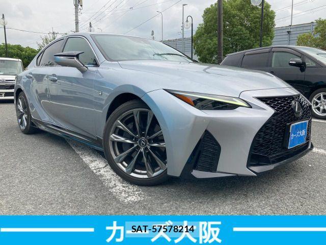 Lexus IS 2020-11 1313681-1