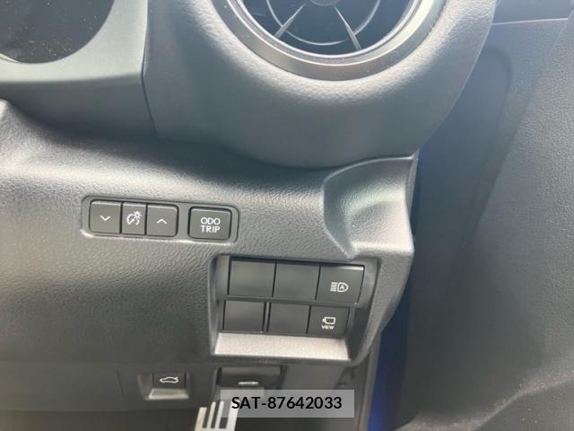 Lexus IS 2023-01 3771368-12